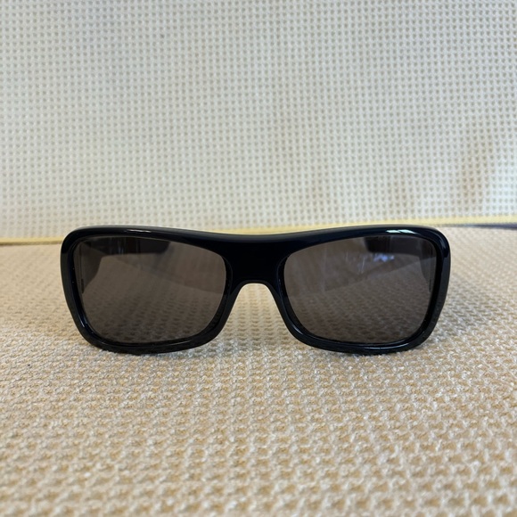 Men’s Oakley Montefrio Sunglasses - Picture 8 of 9